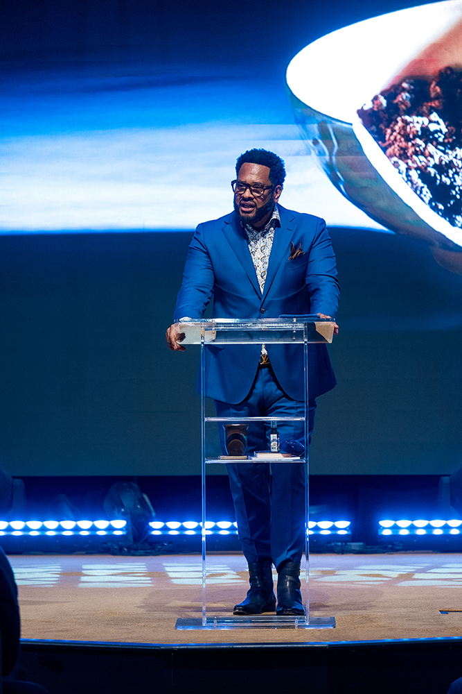 pastor082022